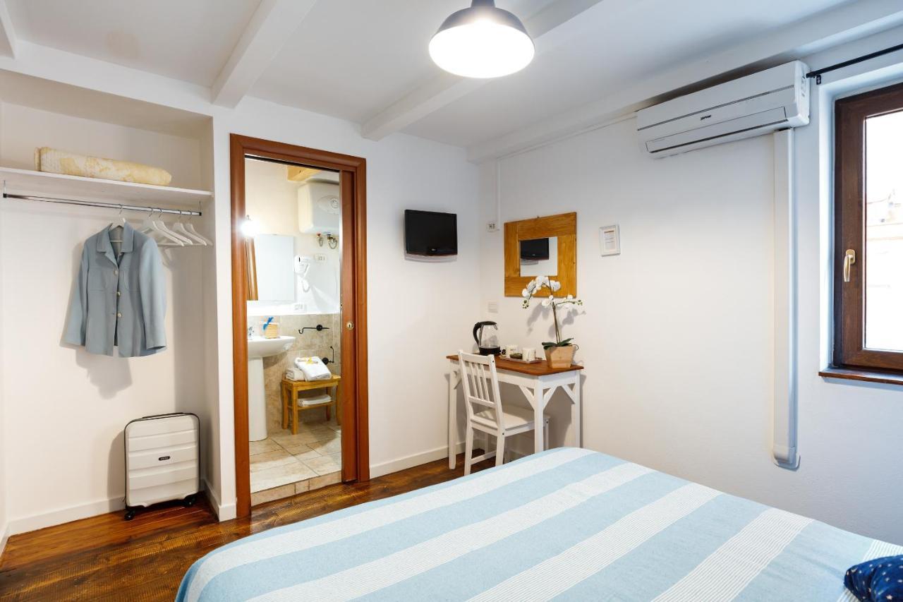 B&B La Corte San Francesco Bari Eksteriør billede