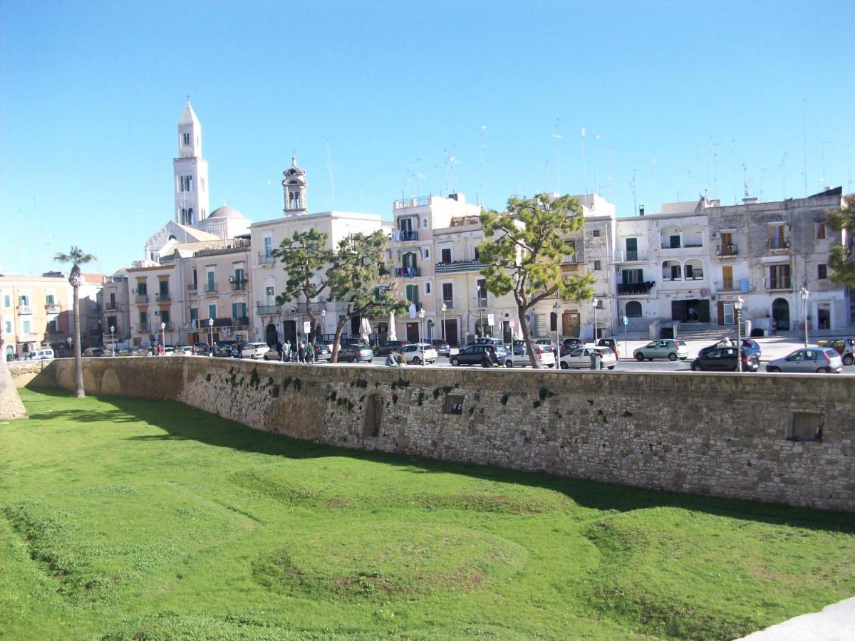B&B La Corte San Francesco Bari Eksteriør billede