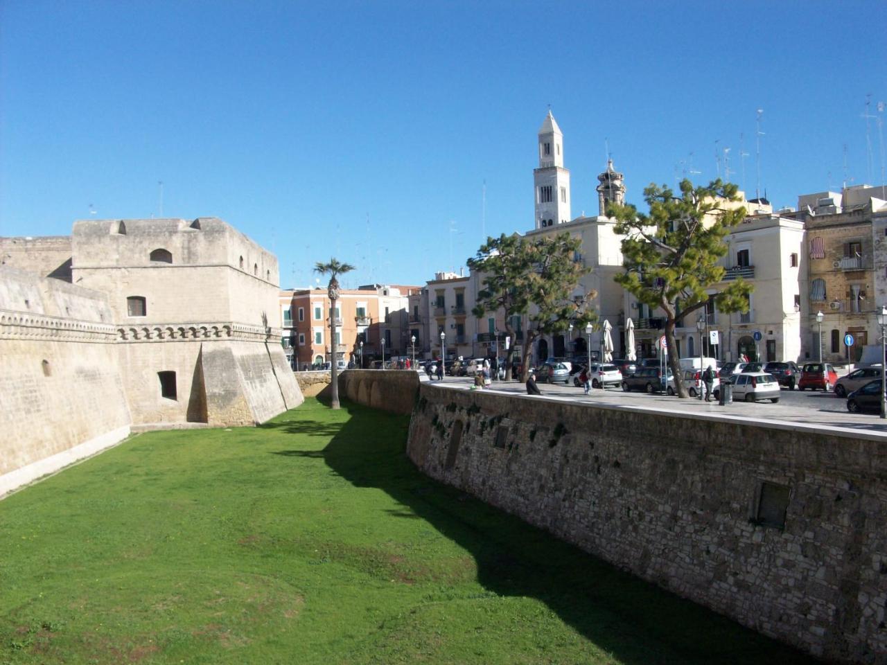 B&B La Corte San Francesco Bari Eksteriør billede